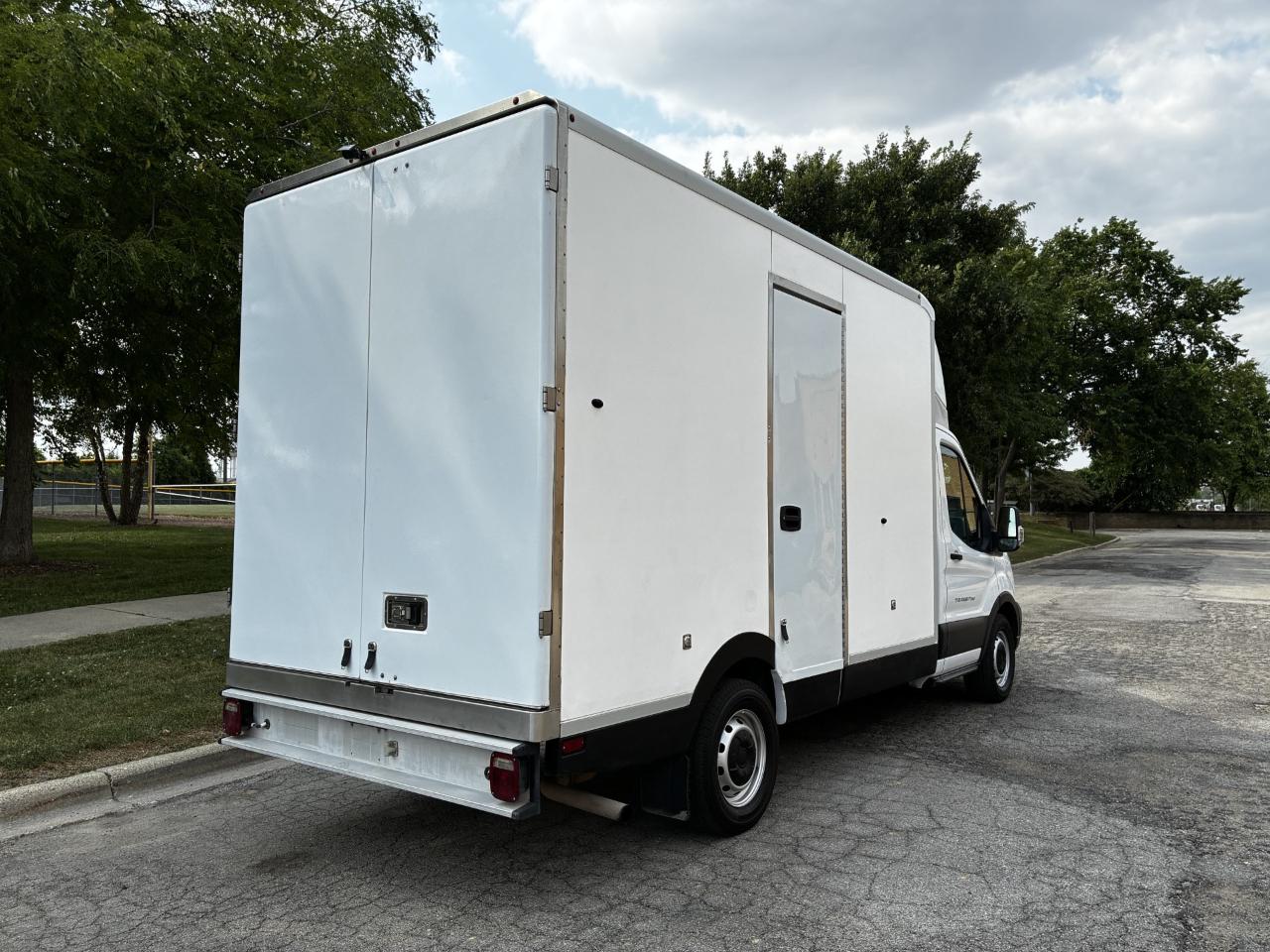 Ford Transit T-350 2022