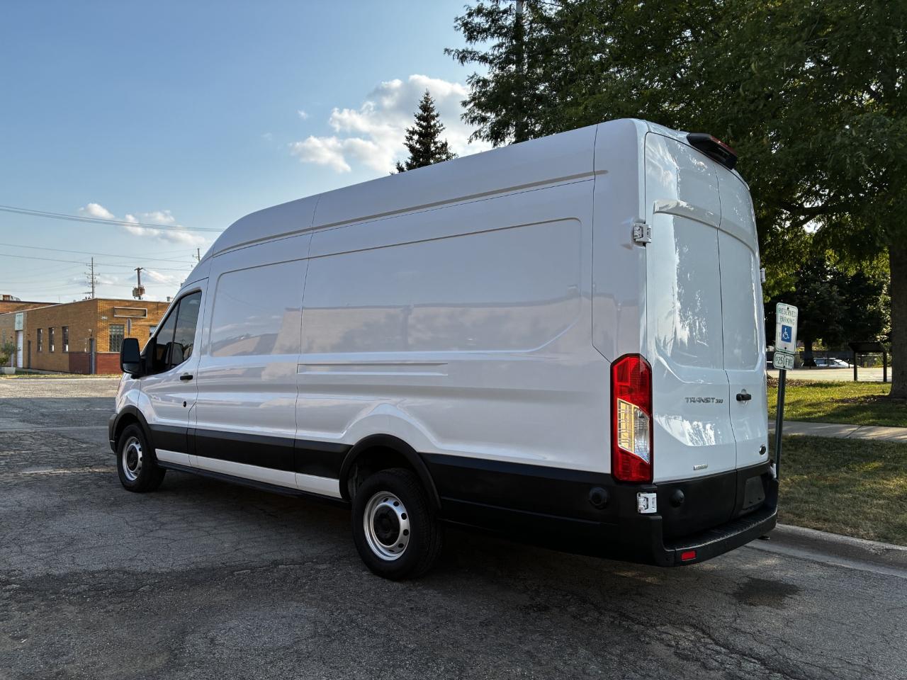 Ford Transit  2023