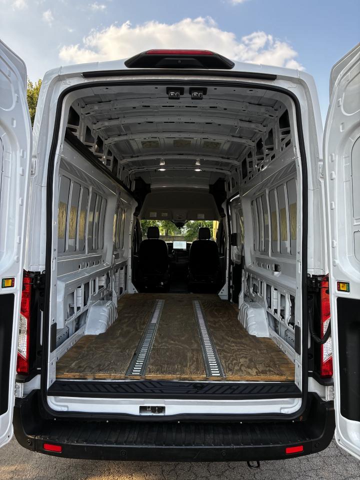 Ford Transit  2023