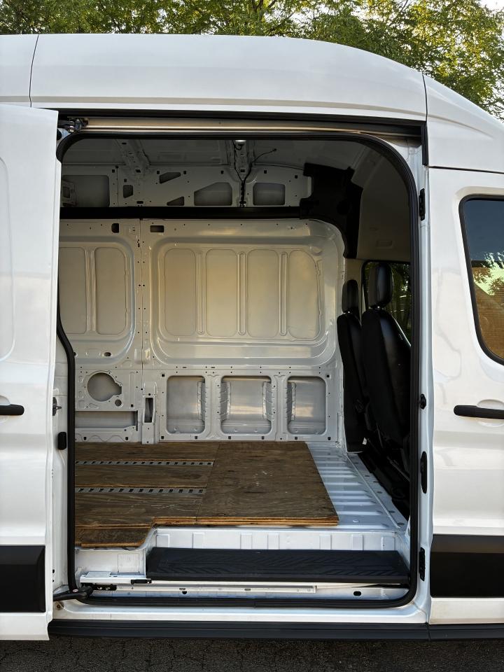 Ford Transit  2023