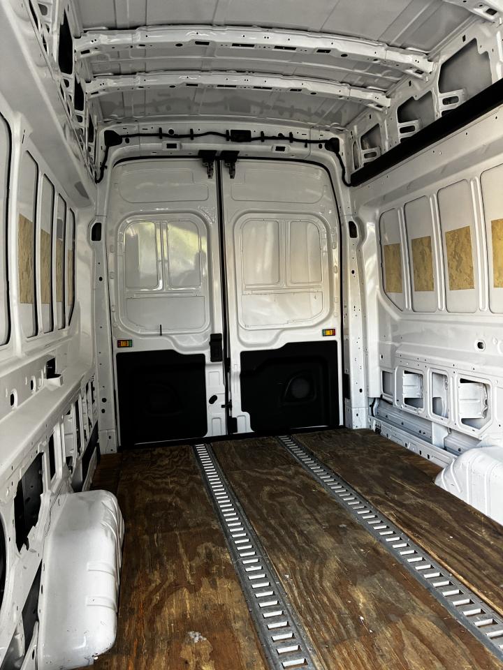 Ford Transit  2023