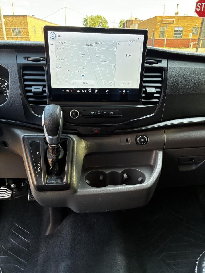 Ford Transit  2023