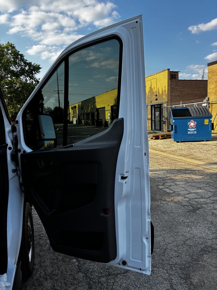 Ford Transit  2023