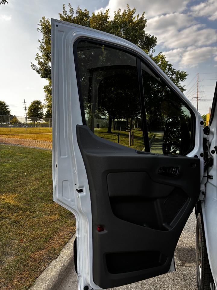 Ford Transit  2023