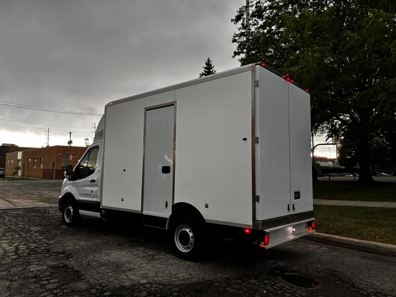 Ford Transit T-350 2022