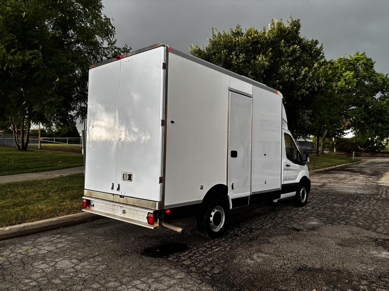 Ford Transit T-350 2022