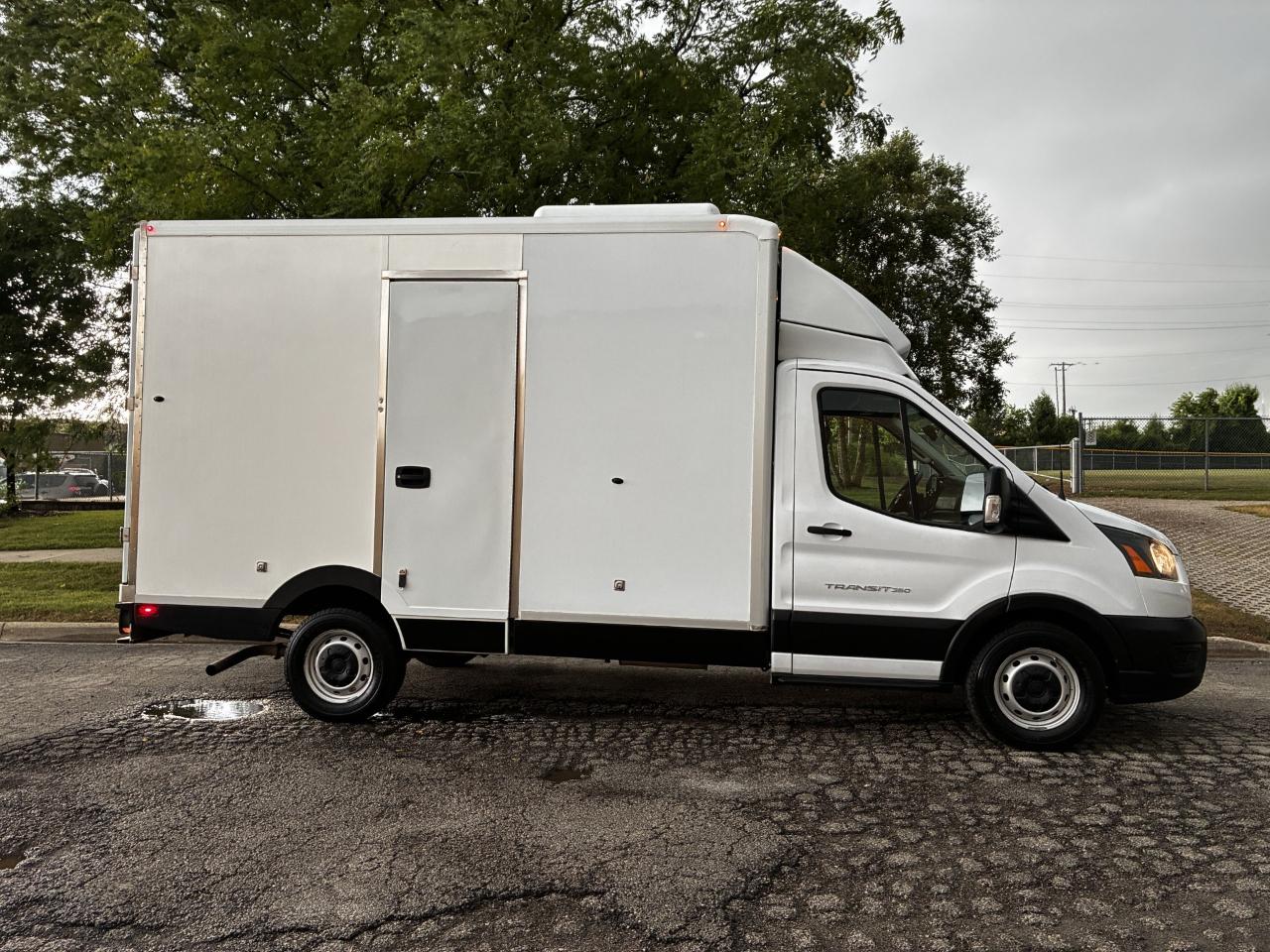 Ford Transit T-350 2022