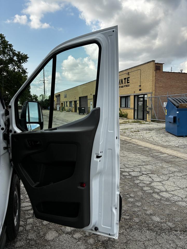 Ford Transit T-350 2022