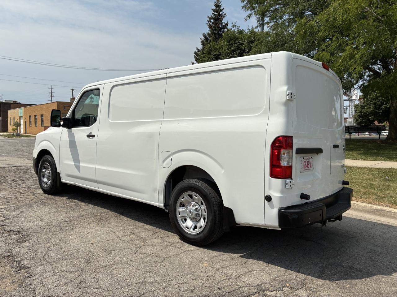 Nissan NV Cargo 2500 HD SV V8 2020