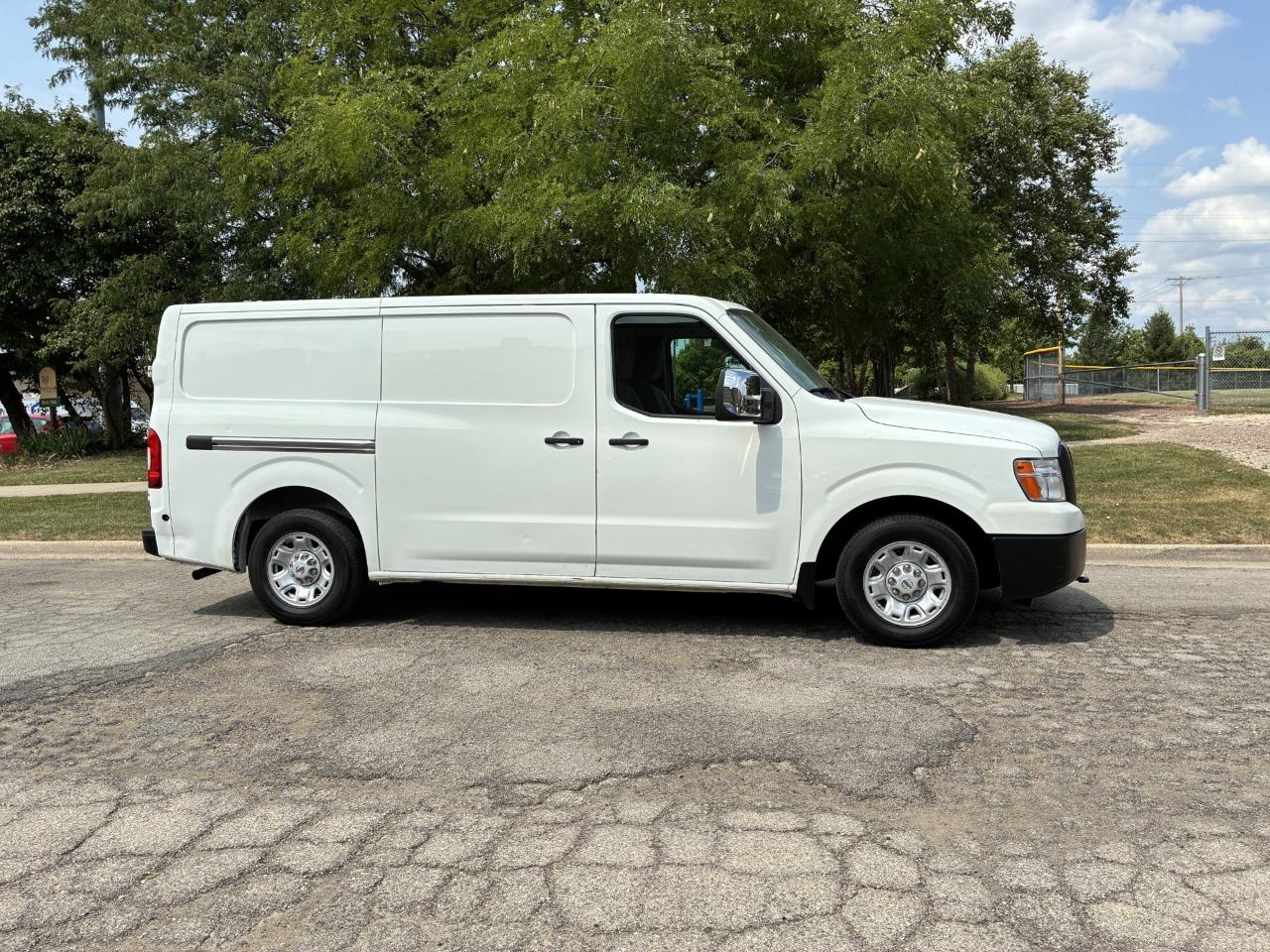 Nissan NV Cargo 2500 HD SV V8 2020