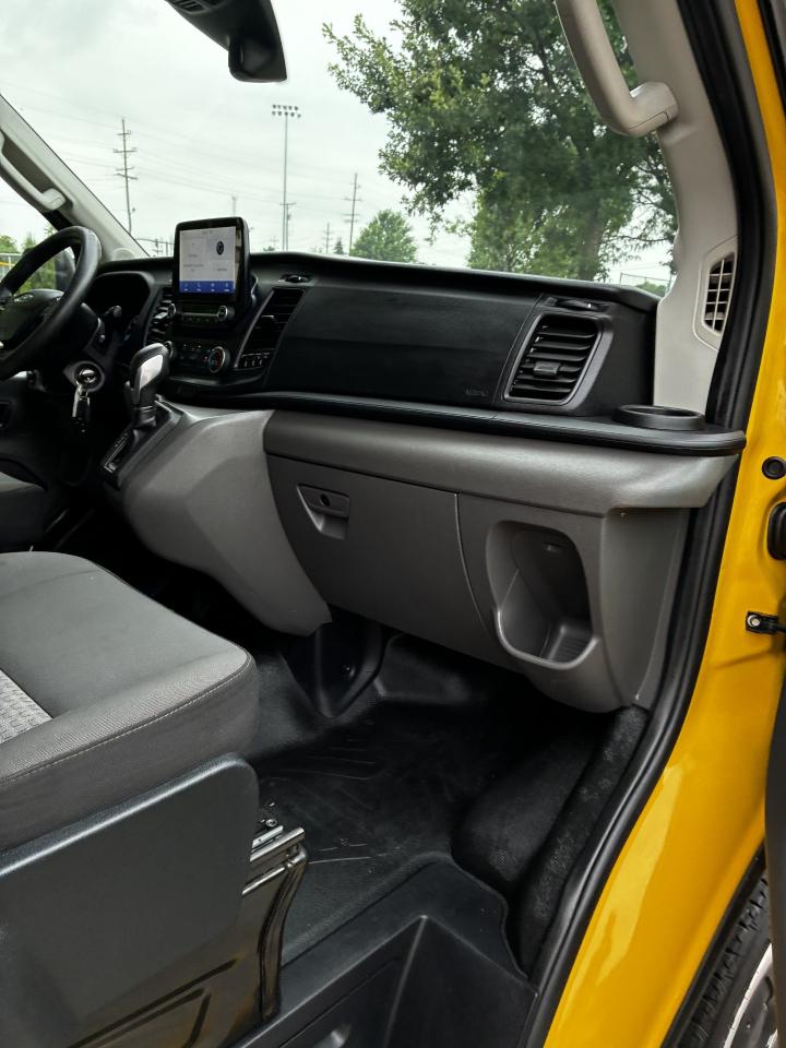 Ford Transit  2021