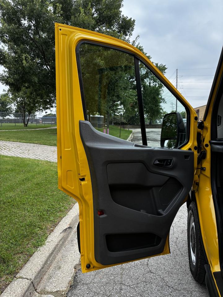 Ford Transit  2021