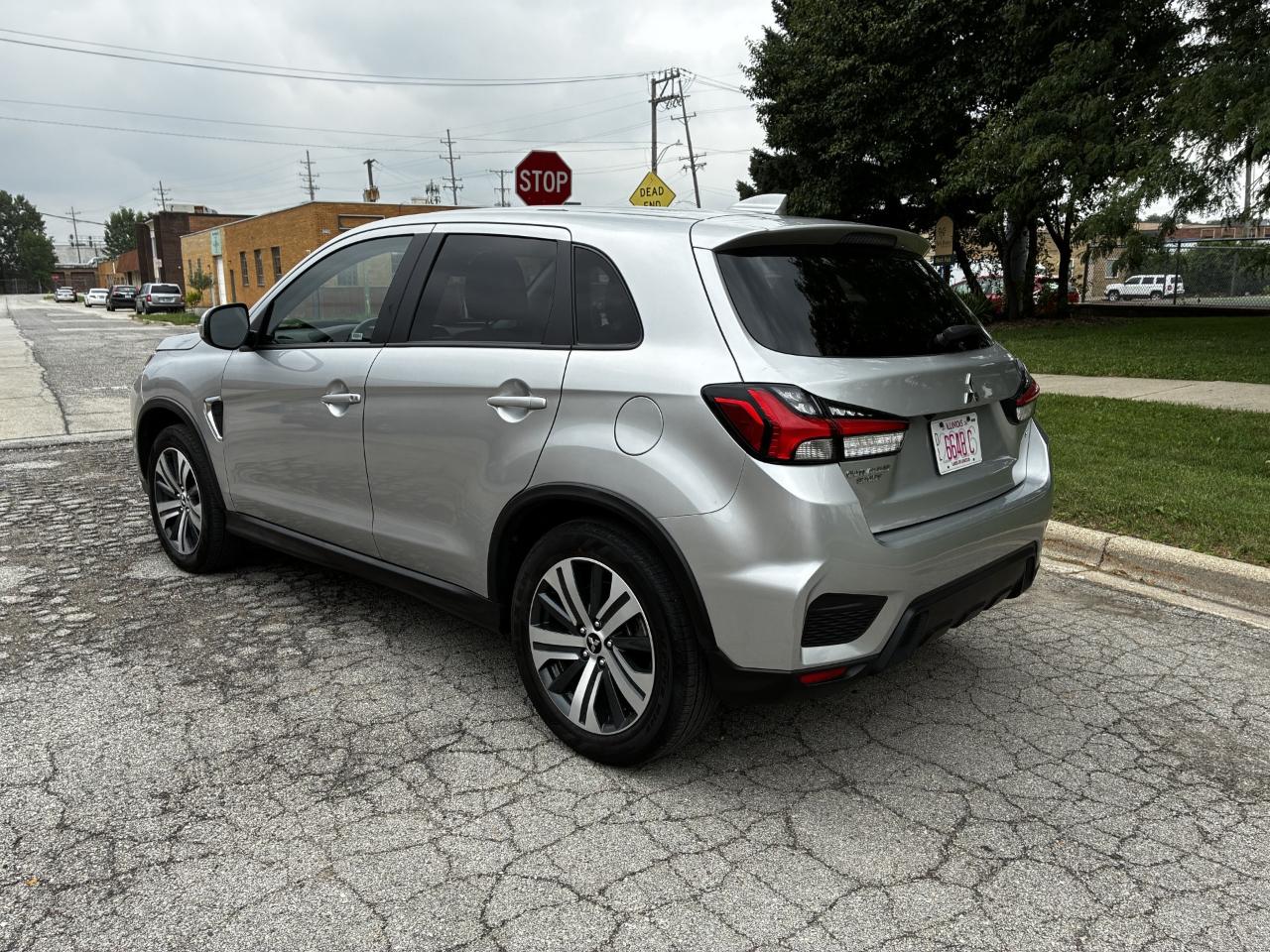 Mitsubishi Outlander Sport  2025