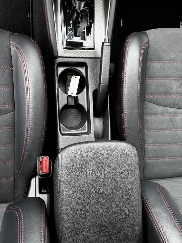 Mitsubishi Outlander Sport  2025