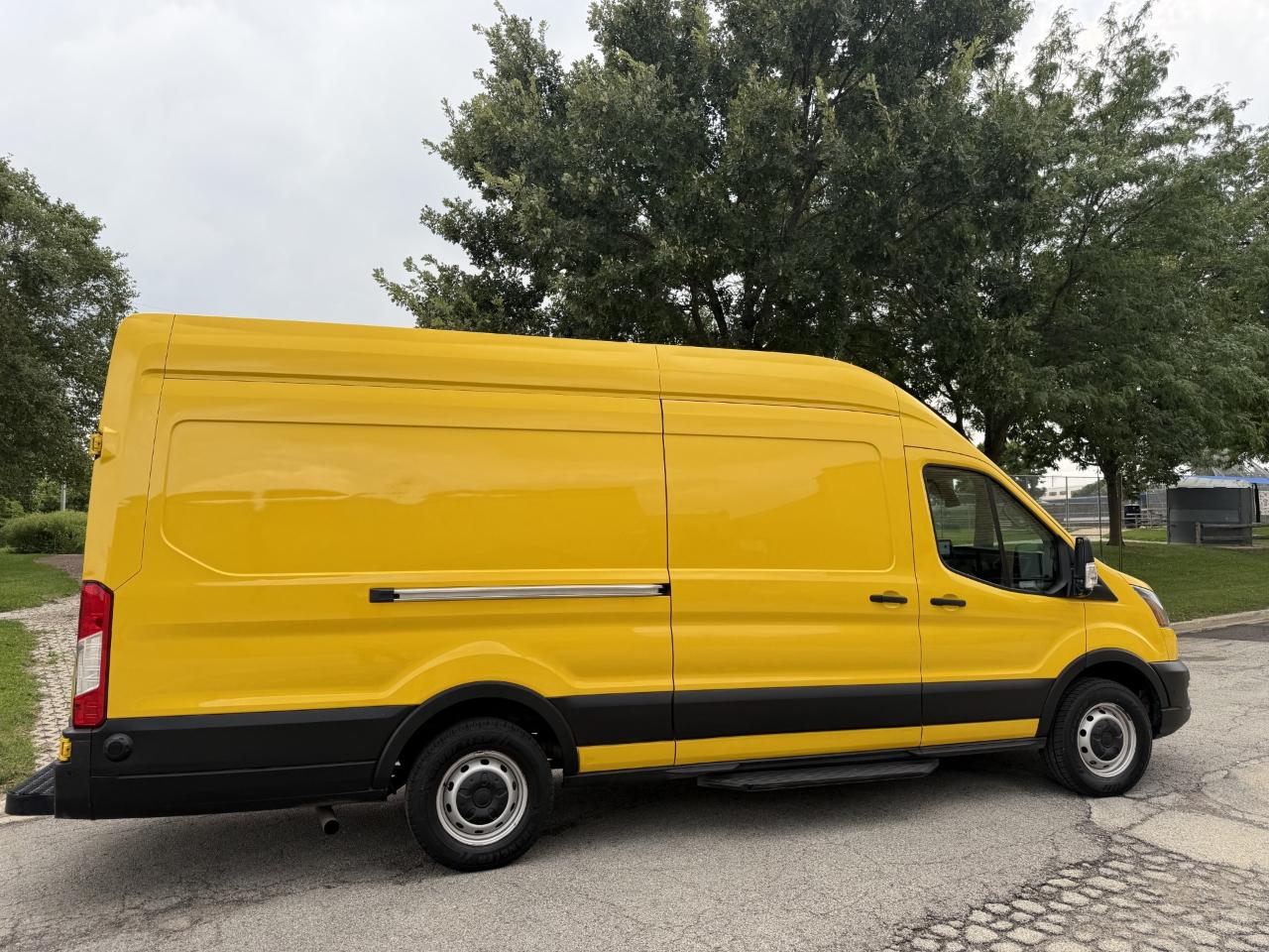 Ford Transit  2021