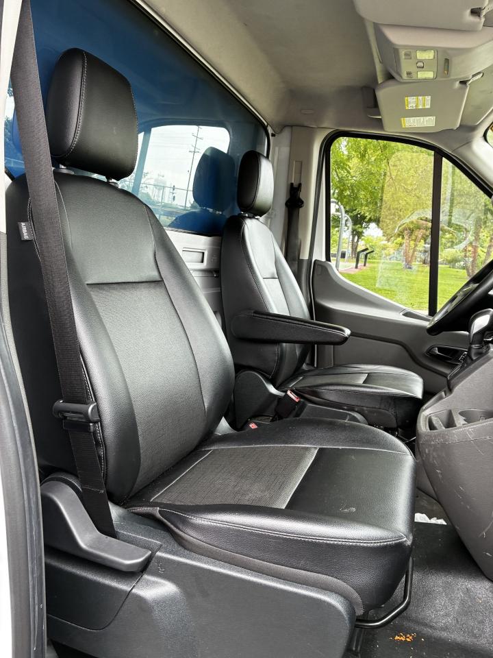 Ford Transit T-350 2023