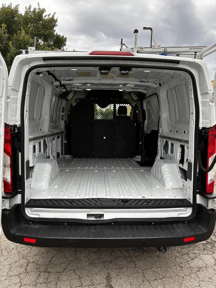 Ford Transit 150 Van Low Roof w/Sliding Pass. 130-in. WB 2020