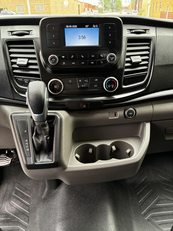 Ford Transit 150 Van Low Roof w/Sliding Pass. 130-in. WB 2020