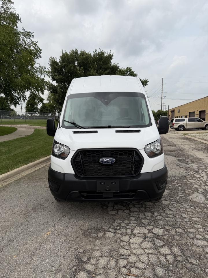 Ford Transit  2023