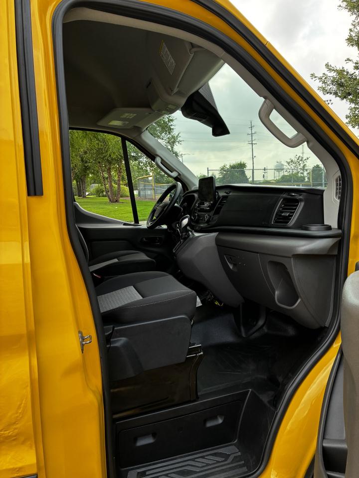 Ford Transit  2021