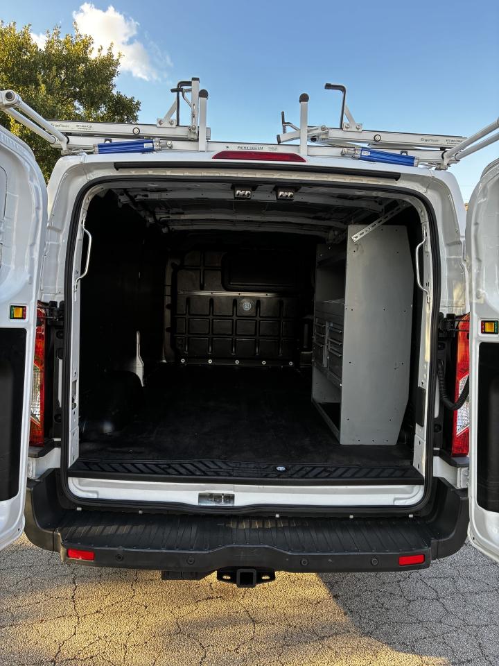 Ford Transit 350 Van Low Roof 60/40 Pass. 148-in. WB 2017