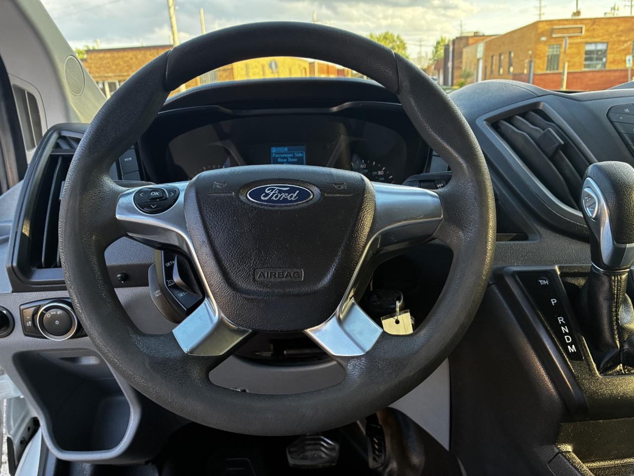 Ford Transit 350 Van Low Roof 60/40 Pass. 148-in. WB 2017
