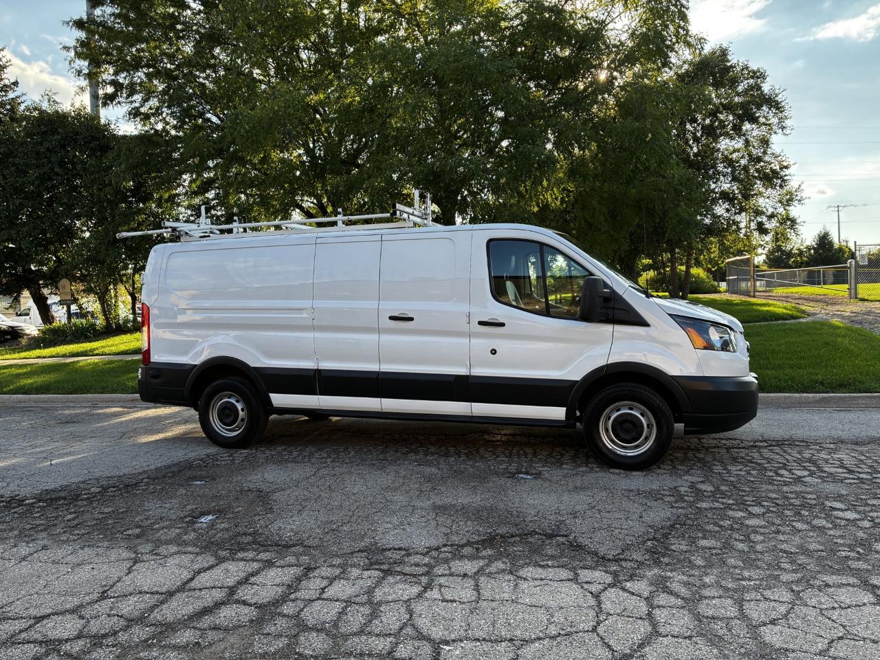 Ford Transit 350 Van Low Roof 60/40 Pass. 148-in. WB 2017