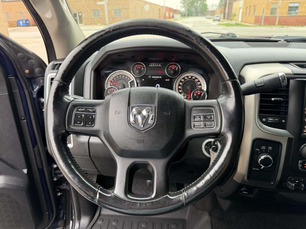 RAM 2500 SLT Crew Cab LWB 4WD 2014