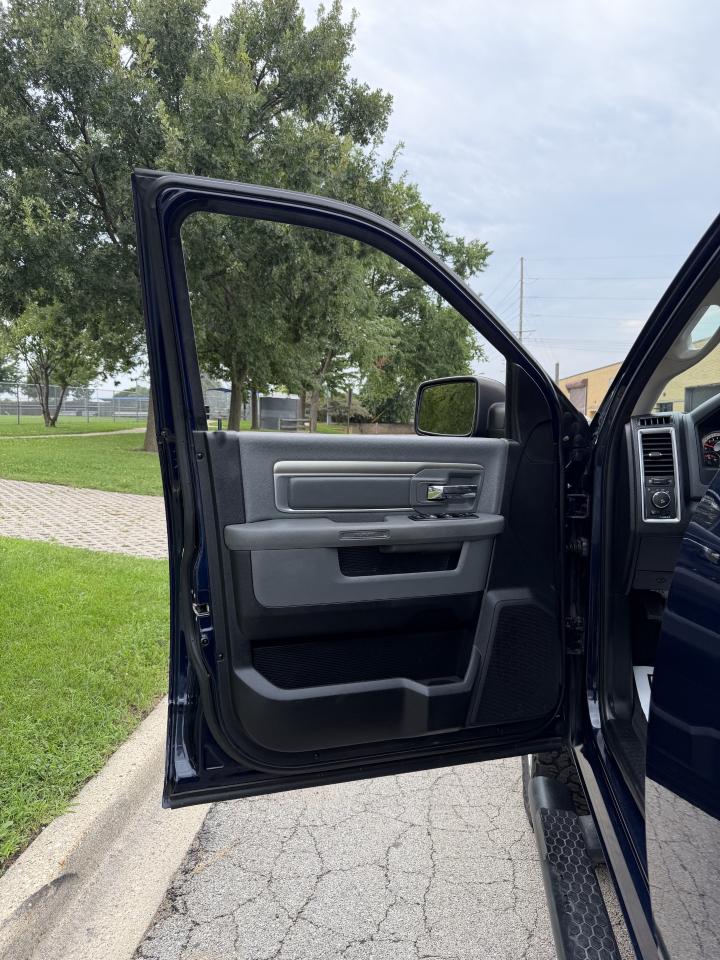 RAM 2500 SLT Crew Cab LWB 4WD 2014