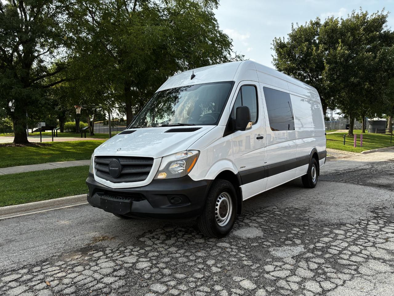 Mercedes-Benz Sprinter 2500 High Roof 170-in. WB 2015