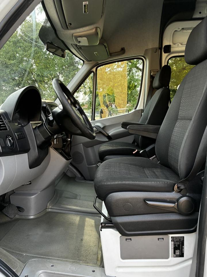 Mercedes-Benz Sprinter 2500 High Roof 170-in. WB 2015