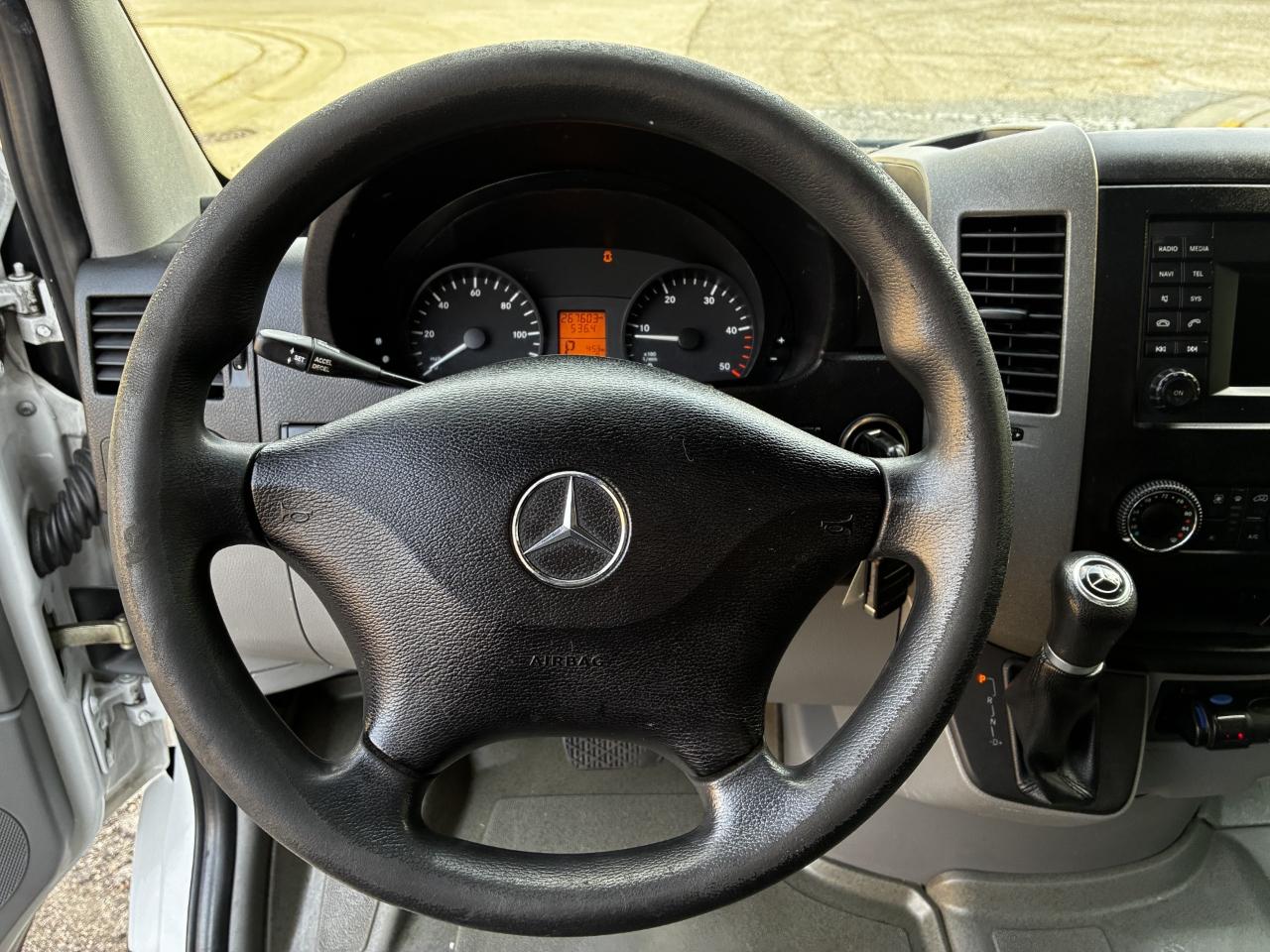 Mercedes-Benz Sprinter 2500 High Roof 170-in. WB 2015