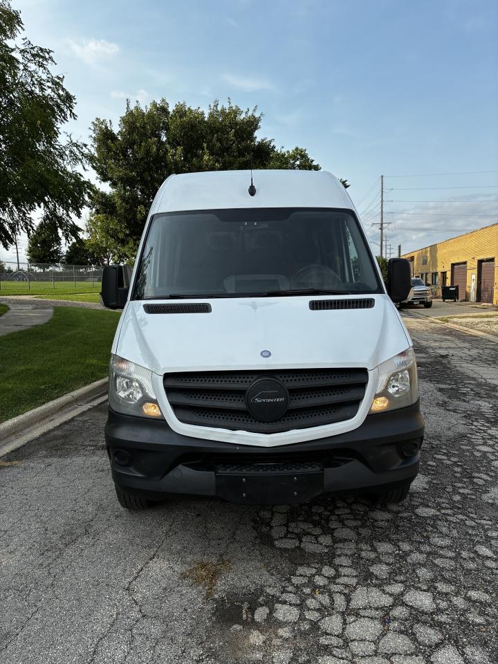 Mercedes-Benz Sprinter 2500 High Roof 170-in. WB 2015