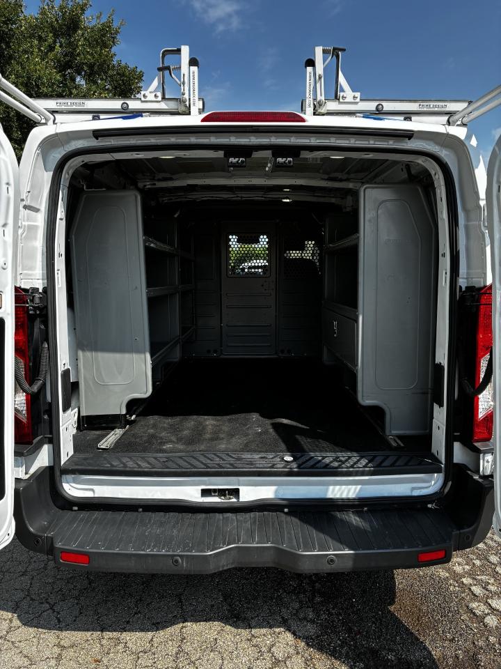 Ford Transit 150 Van Low Roof 60/40 Pass. 130-in. WB 2016