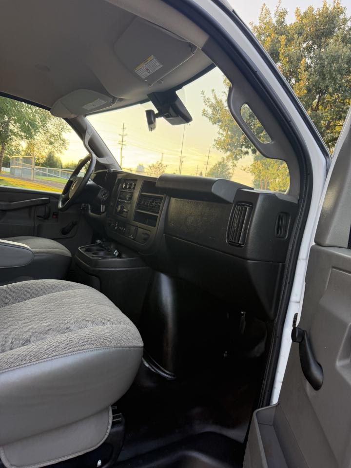 Chevrolet Express Cutaway 3500 2021