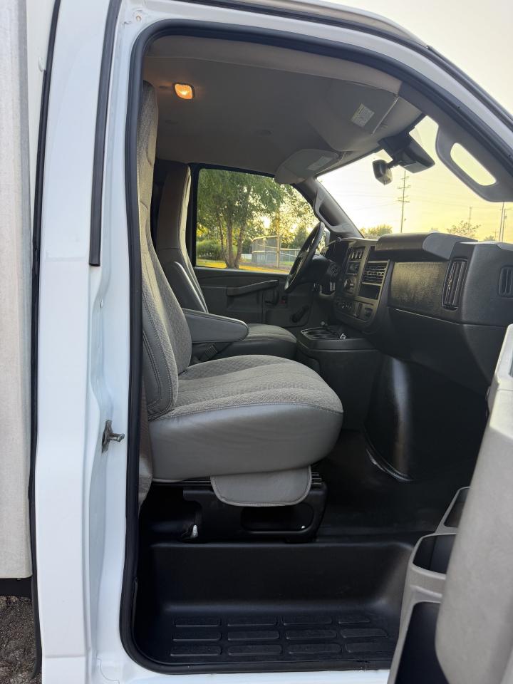 Chevrolet Express Cutaway 3500 2021