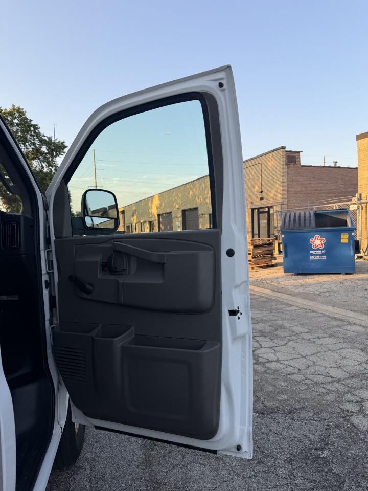 Chevrolet Express Cutaway 3500 2021
