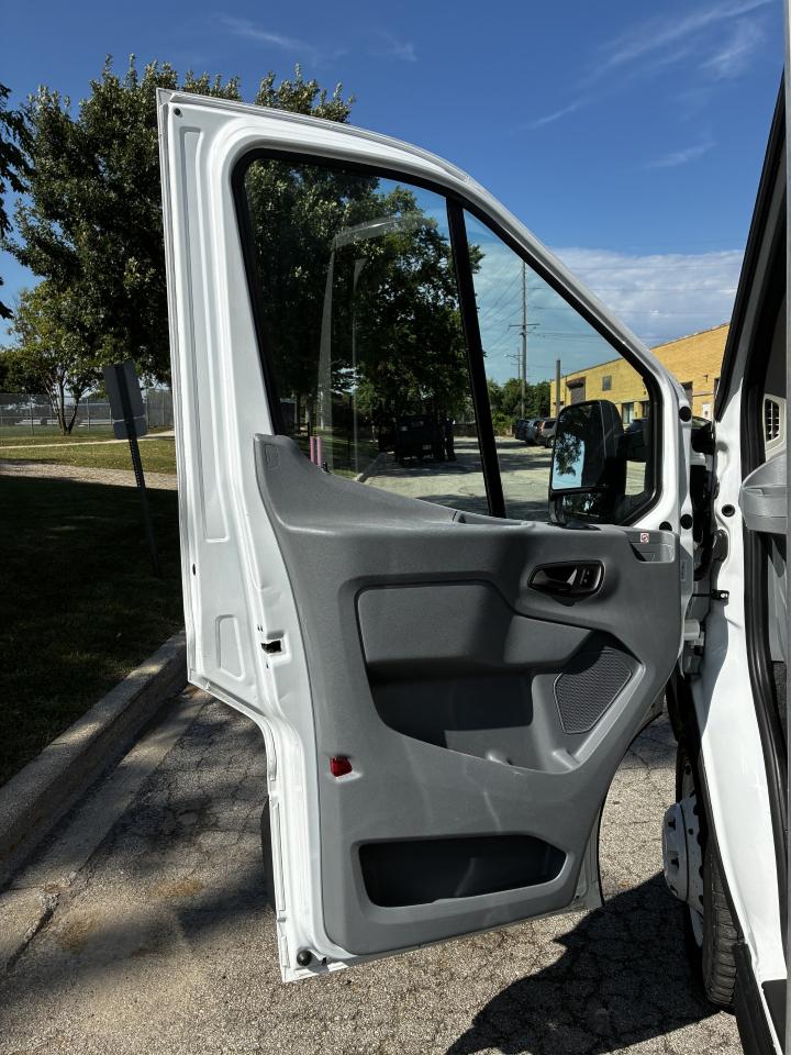 Ford Transit T-350 HD DRW 2019