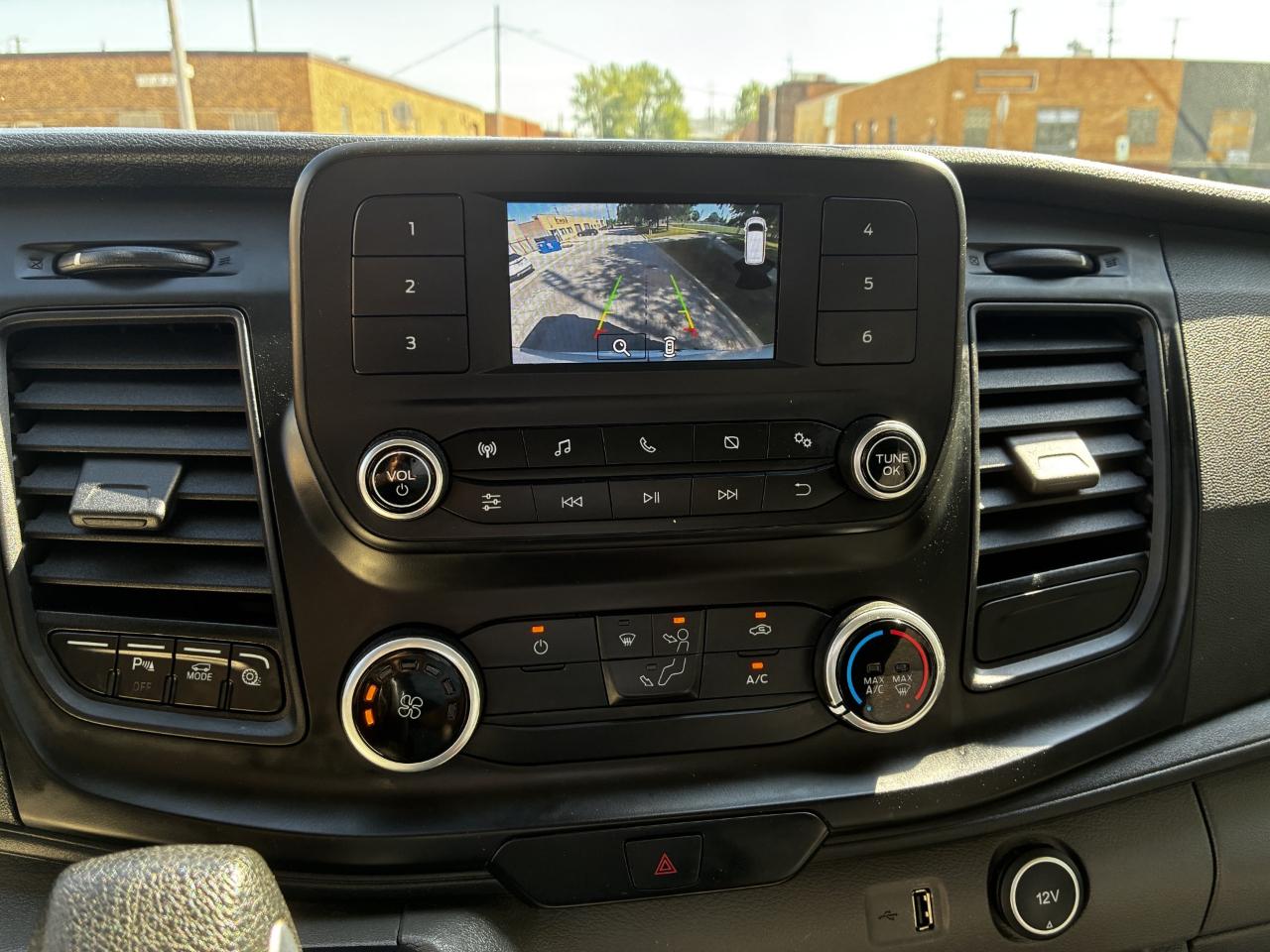 Ford Transit  2023