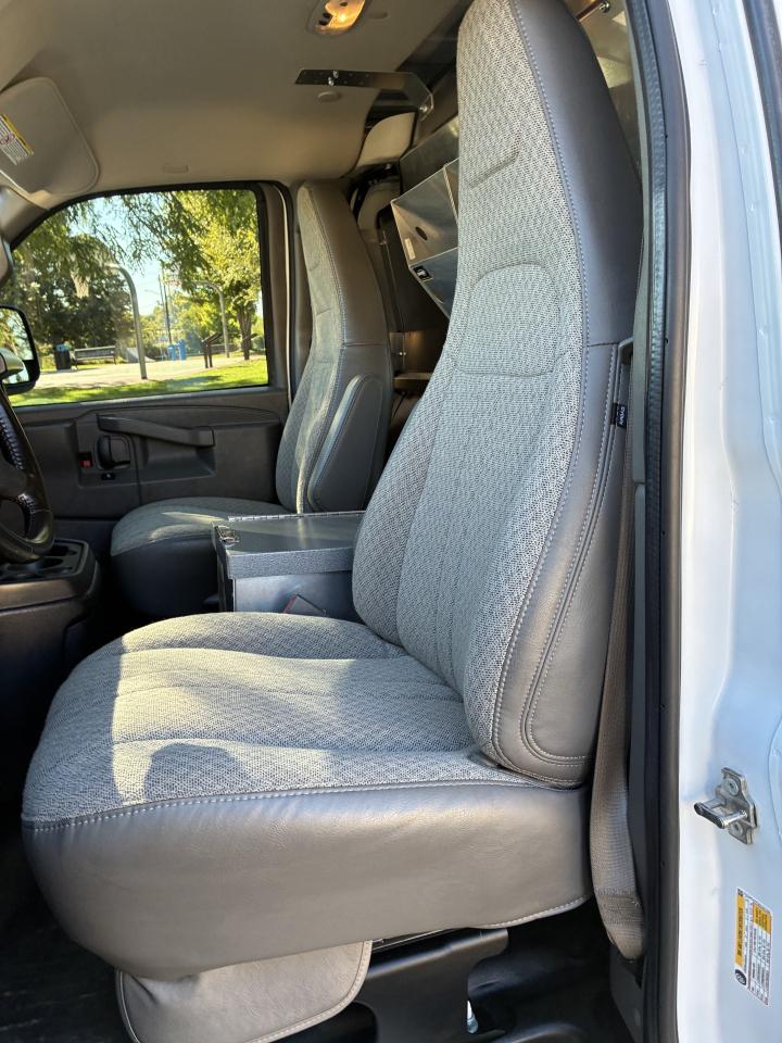 Chevrolet Express 2500 Cargo 2022