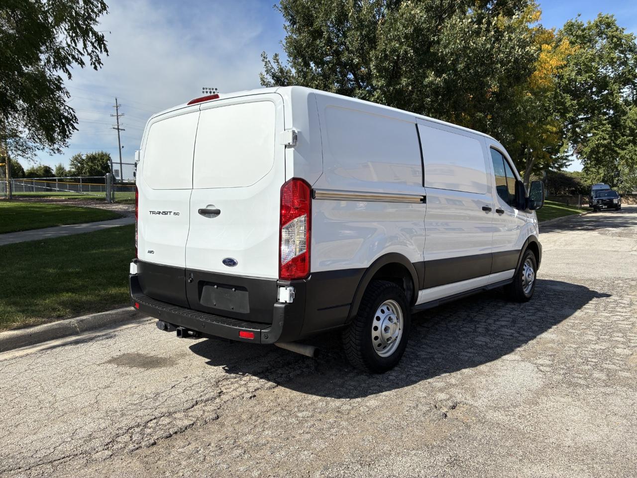 Ford Transit 150 Van Low Roof w/Sliding Pass. 130-in. WB 2023