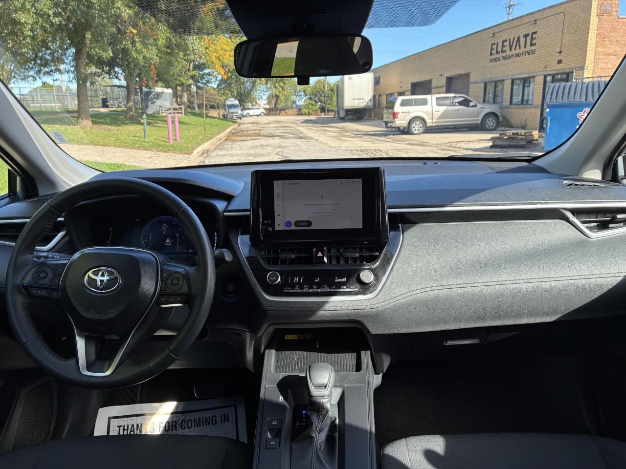 Toyota Corolla Cross LE 2026