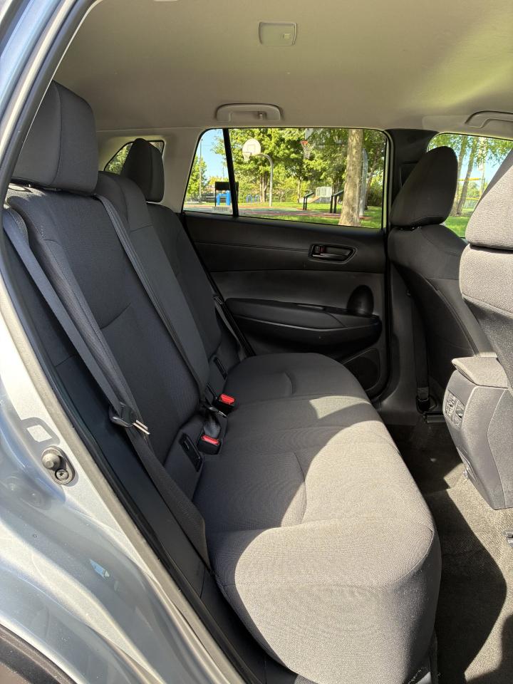 Toyota Corolla Cross LE 2026