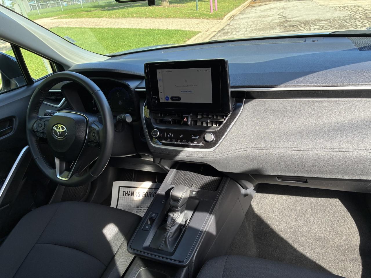 Toyota Corolla Cross LE 2026