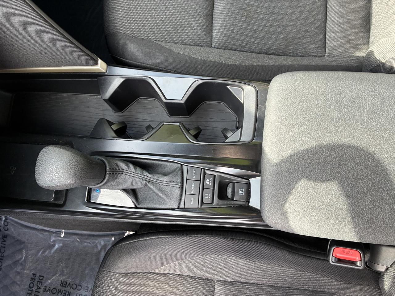 Toyota Camry Hybrid LE 2026