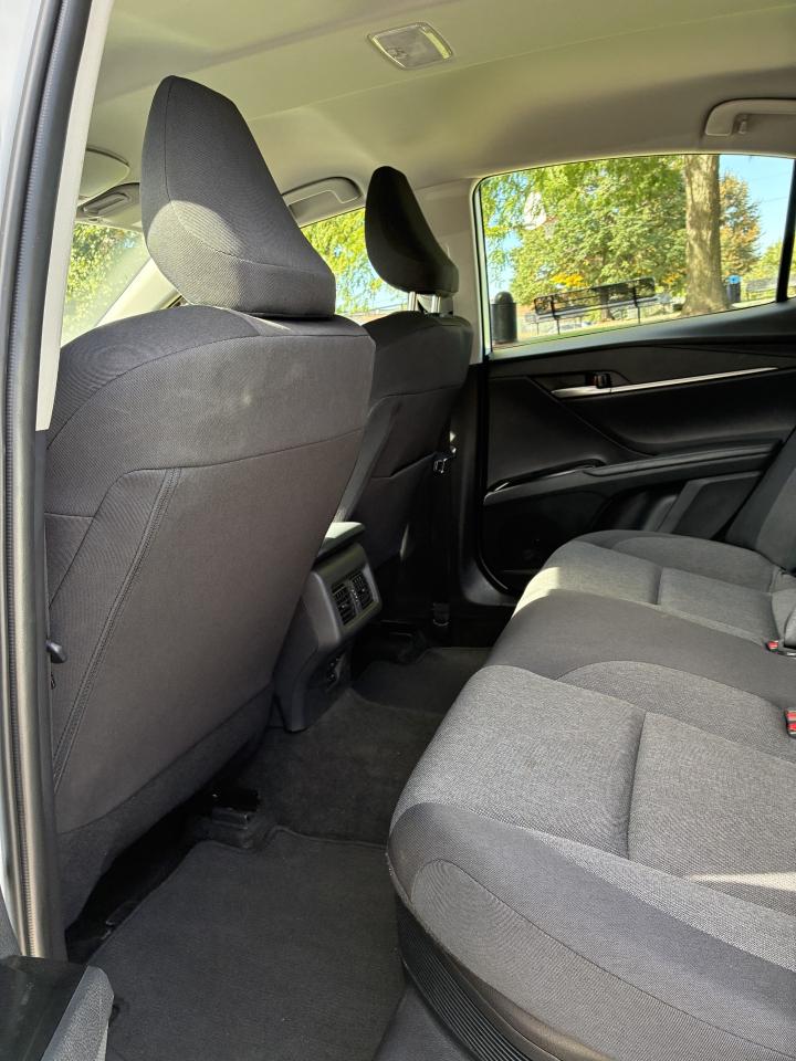 Toyota Camry Hybrid LE 2026