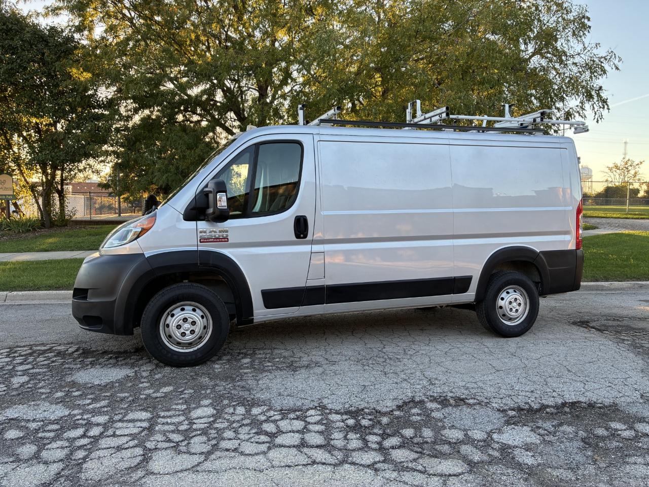 RAM Promaster 2500 Low Roof 2021