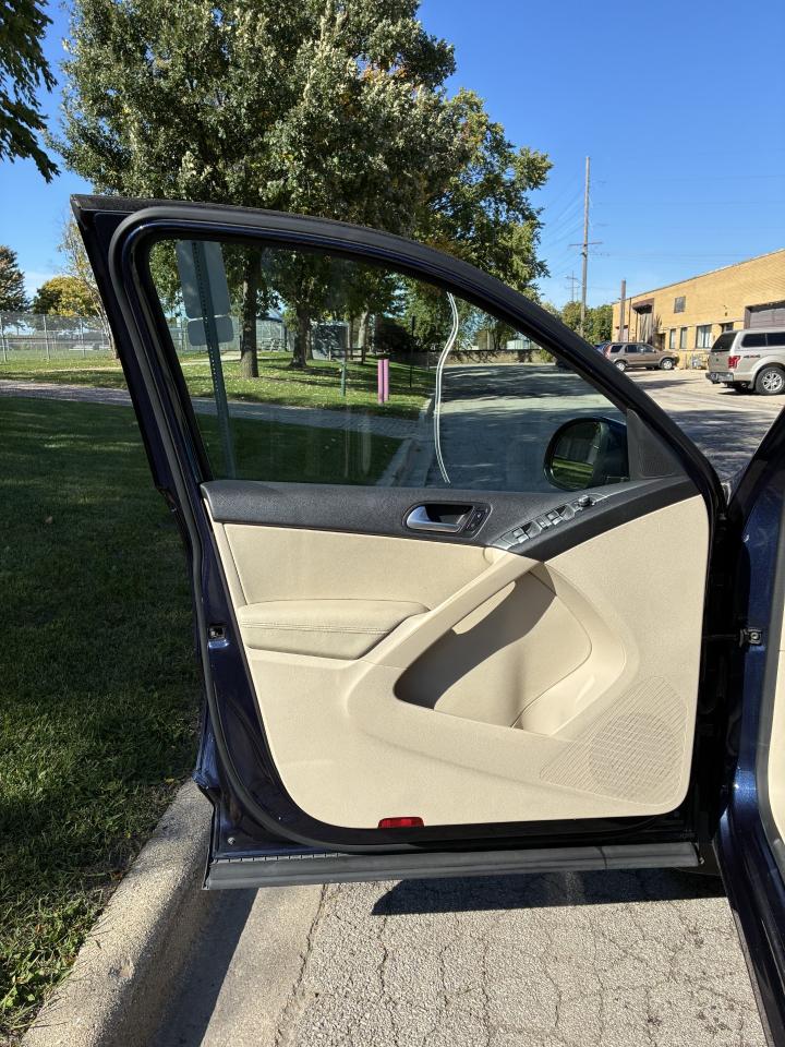 Volkswagen Tiguan SE 2016