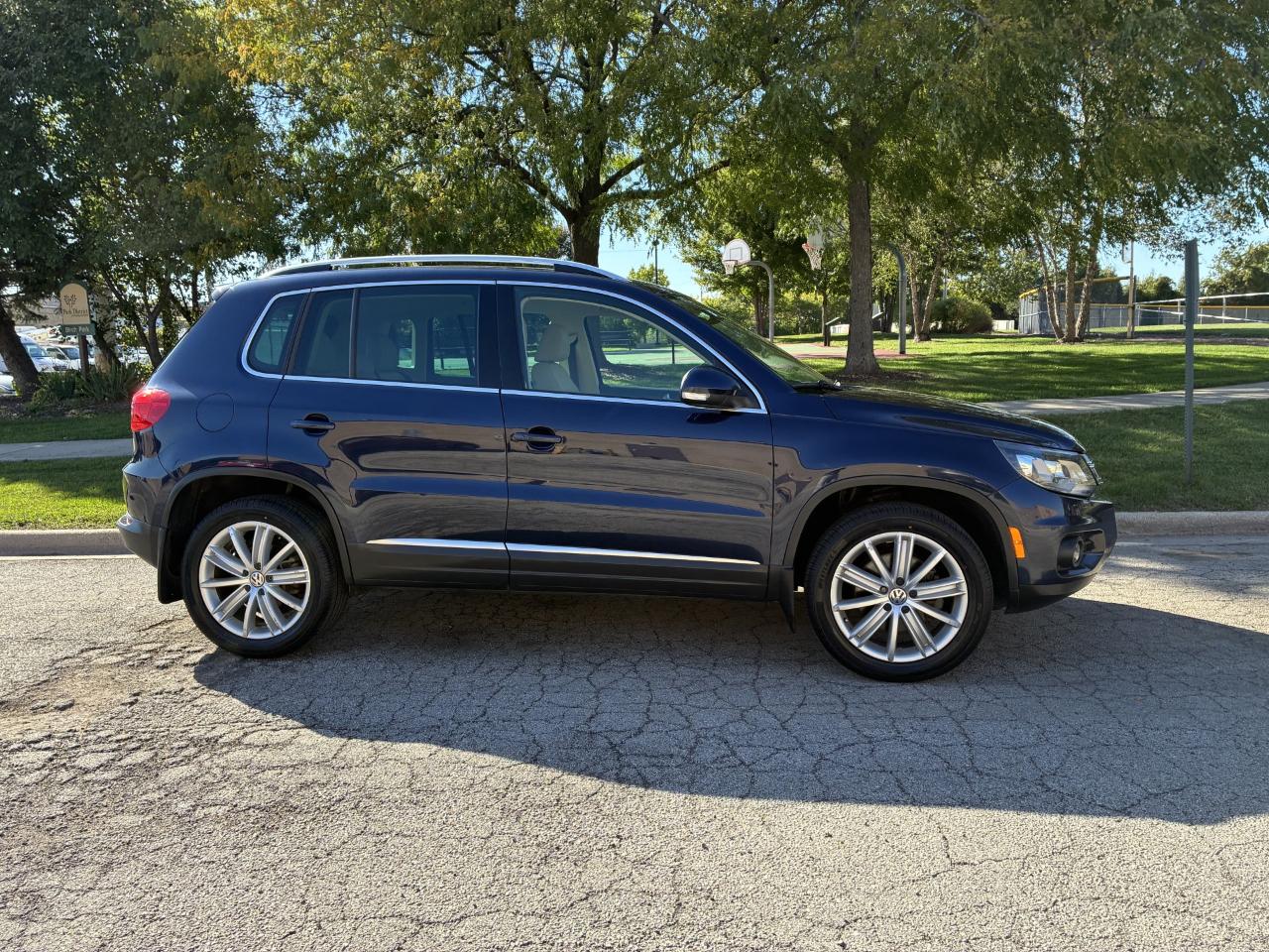 Volkswagen Tiguan SE 2016