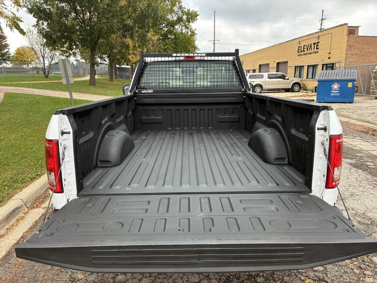 Ford F-150 XL 8-ft. Bed 2WD 2017